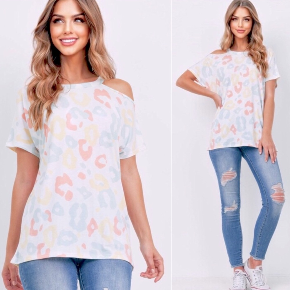Perfect Peach Women’s Animal Print Cold Shoulder Summer Top M